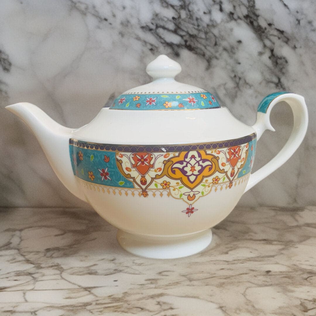 Luxurious Bone China Tea Set